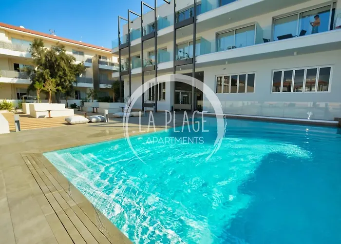 ♥ Sunny&cozy Family ★ Walk To The Beach☼