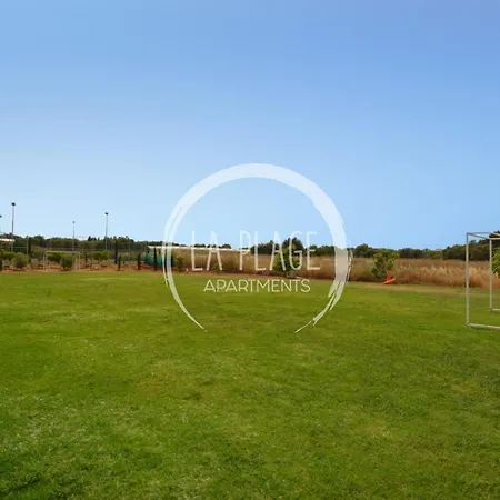 ♥ Sunny&cozy Family ★ Walk To The Beach☼ Apartamento Paralimni