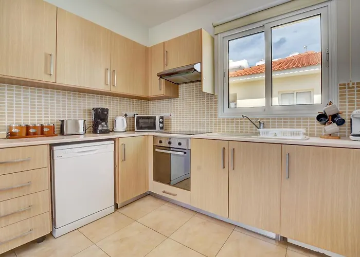 Apartamento ♥ Sunny&cozy Family ★ Walk To The Beach☼