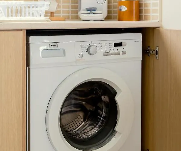 ♥ Sunny&cozy Family ★ Walk To The Beach☼ * Paralimni